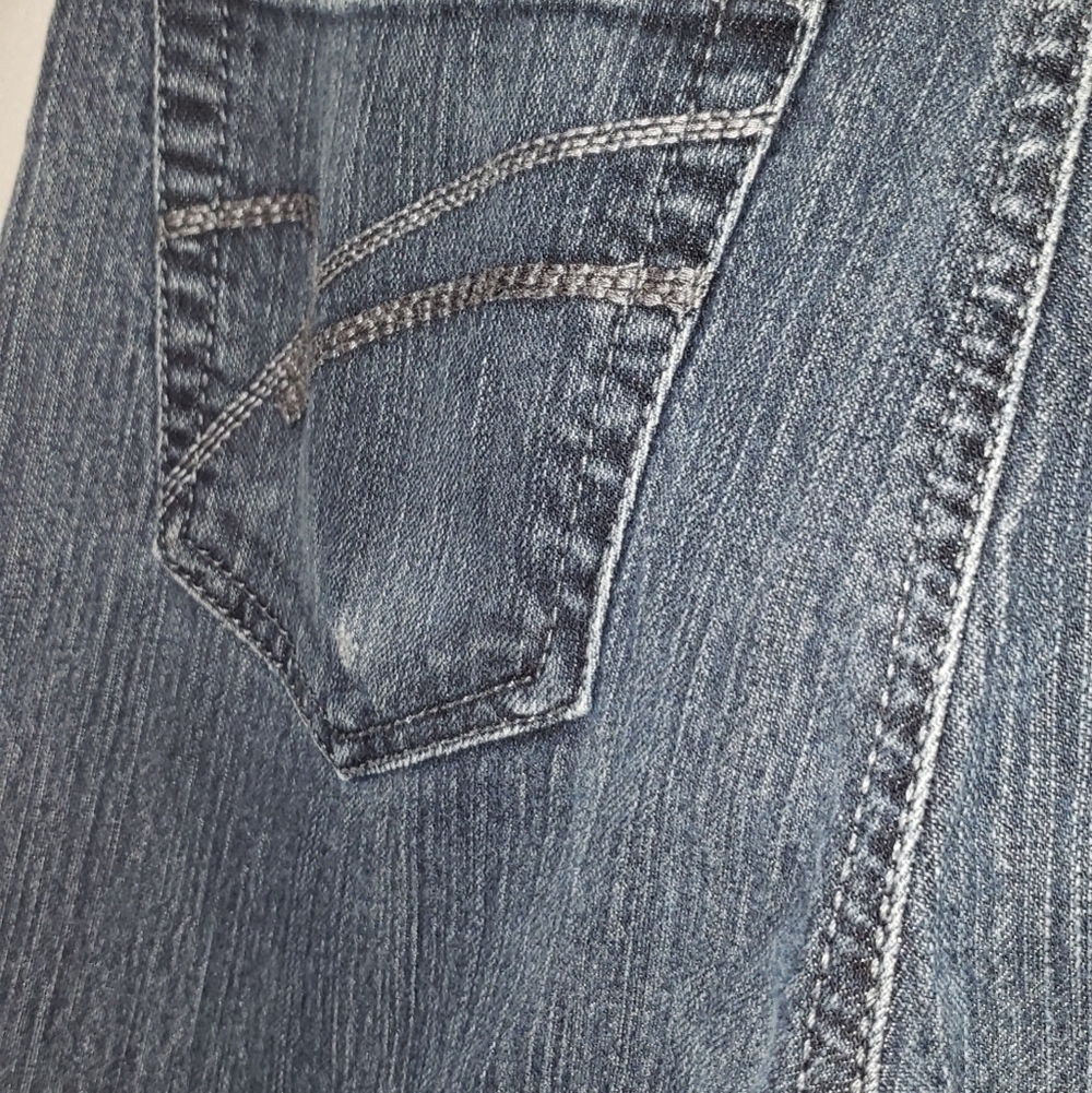 Nine West Jeans Lay Flat Size 8 EUC - Picture 8 of 9